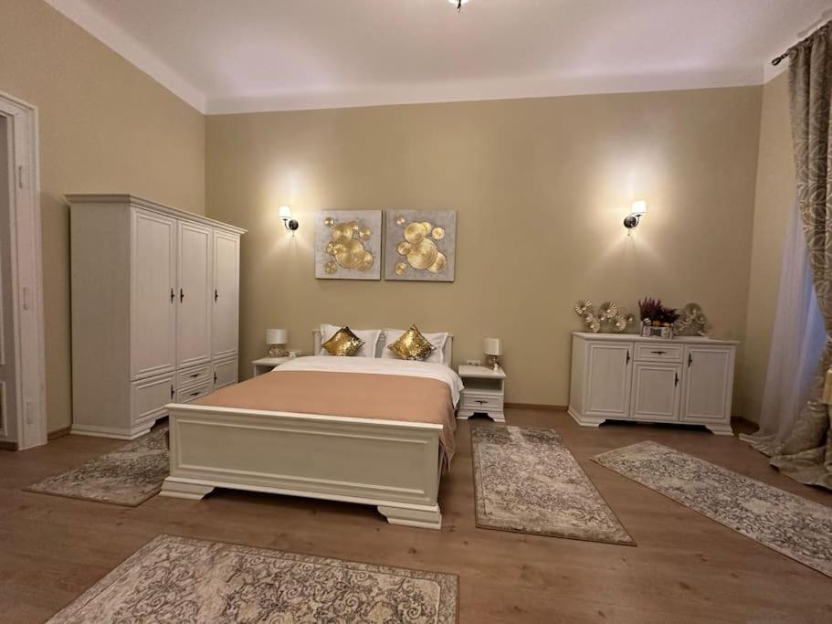 Studio Montaldo Μπρασόβ Εξωτερικό φωτογραφία